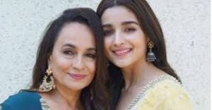 Alia Bhatt with her mother
