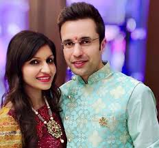 Sandeep Maheshwari with his wife