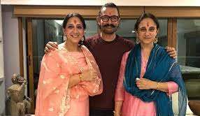 Aamir Khan with her sisters