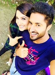 Jassi Gill with his girlfriend