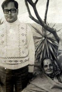 Pranab Mukherjee with his mother