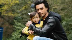 Aayush Sharma with his son