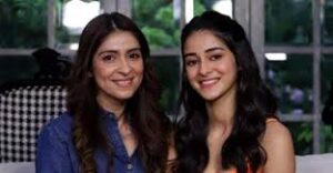 Ananya Pandey with her mother