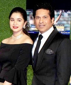 Sara Tendulkar with her father