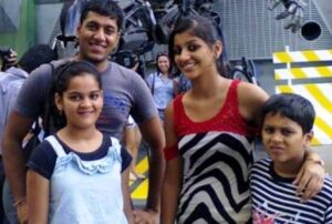 Yashika Anand with her brother & sisters