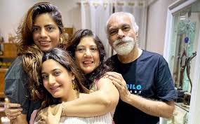 Surbhi Chandna with her family