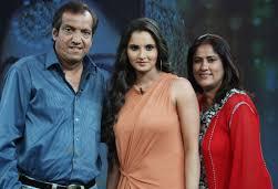 Sania Mirza with her parents