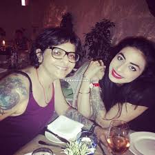 VJ Bani with her mother