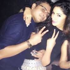 Reyhna Malhotra with her boyfriend