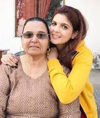 Ihana Dhillon with her mother