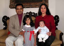 Meenakshi Seshadri with her husband Harish & kids