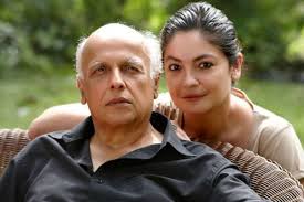 Pooja Bhatt with her father
