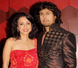 Sonu Nigam with his wife