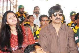 Ravi Teja with his wife