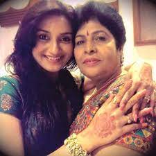Rati Pandey with her mother