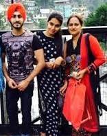 Rohanpreet Singh with his sisters