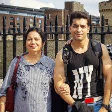 Sharad Malhotra with his mother