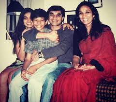 Arjun Coomaraswamy with his family