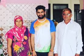 Pardeep Narwal with his parents