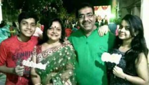 Anushka Banerjee with her family