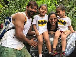 Kanchi Kaul with her husband & kids