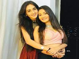 Tanya Sharma with her sister