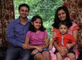 Harshita Ojha with her family